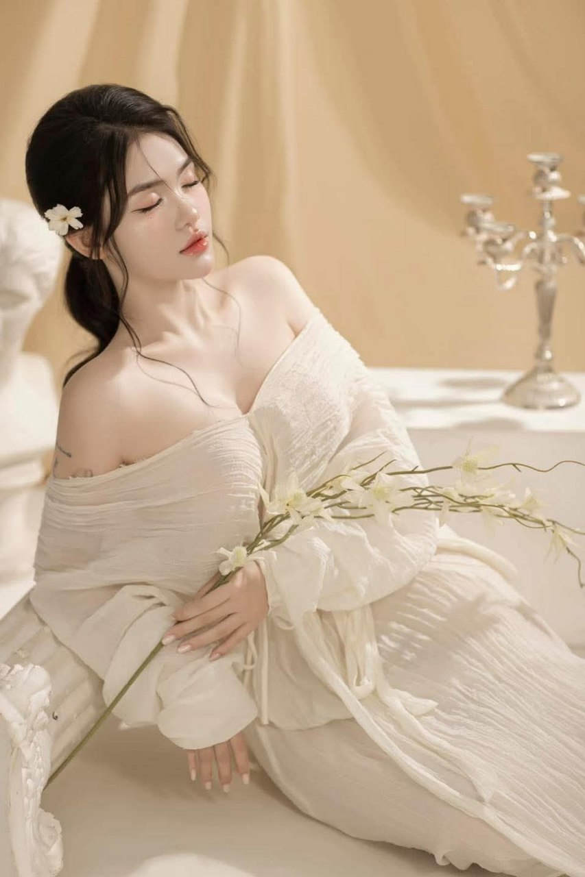 Yui Nagase sống cùng bạn trai...